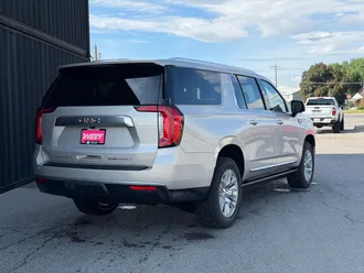 2023 GMC Yukon XL photo 7