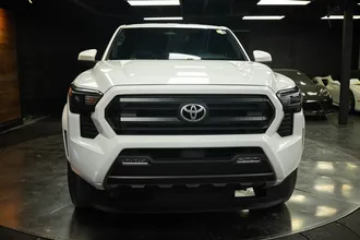 2024 TOYOTA TACOMA photo 3