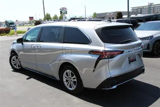 2021 TOYOTA SIENNA photo 7