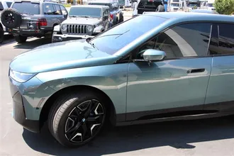 2024 BMW IX photo 5