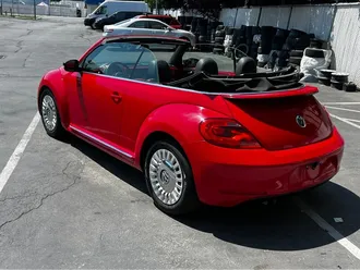 2016 Volkswagen Beetle Convertible 1.8T S PZEV photo 5