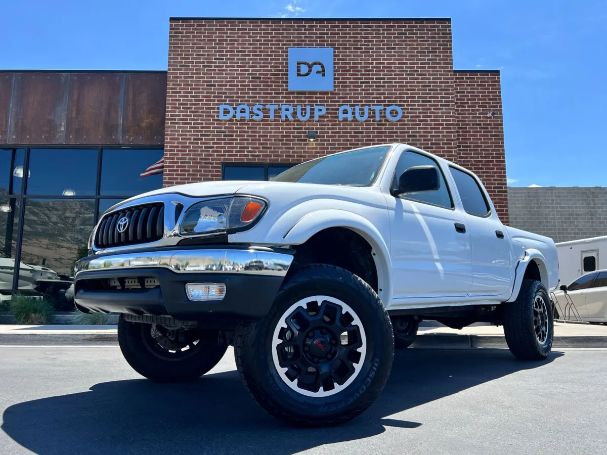 2003 Toyota Tacoma Base V6