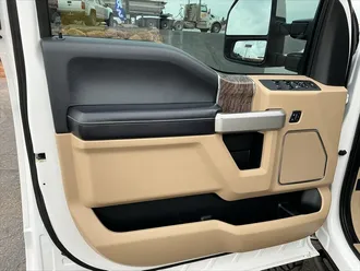 2017 Ford F-250 Lariat photo 6