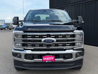 2026 Ford F-350SD photo 2