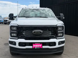 2026 Ford F-350SD photo 2