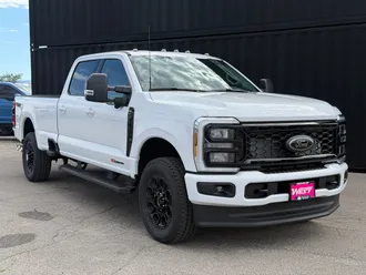 2026 Ford F-350SD photo 3