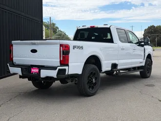 2026 Ford F-350SD photo 7