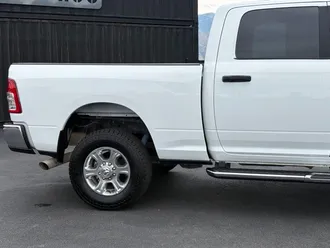 2024 Ram 2500 photo 4