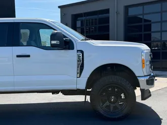 2023 Ford F-250SD photo 3
