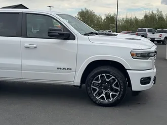 2025 Ram 1500 photo 4