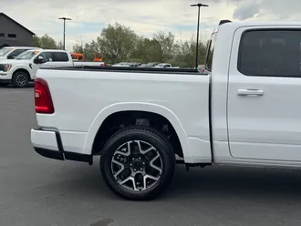 2025 Ram 1500 photo 5