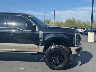 2026 Ford F-350SD photo 4
