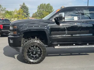 2019 Chevrolet Silverado 2500HD photo 4