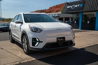 2022 KIA Niro photo 2