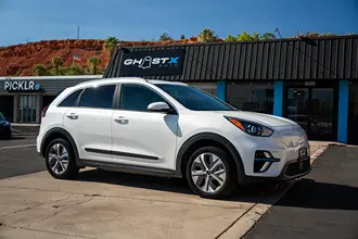 2022 KIA Niro photo 3