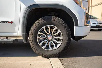 2020 GMC Sierra photo 3