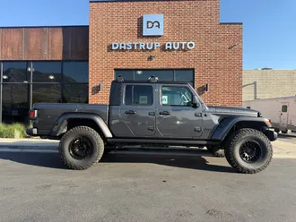 2023 Jeep Gladiator photo 5