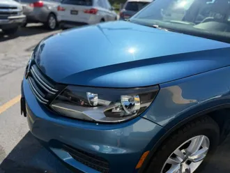 2017 Volkswagen Tiguan photo 4