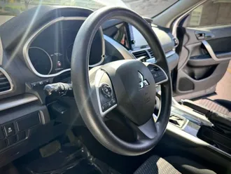 2020 Mitsubishi Eclipse Cross photo 5