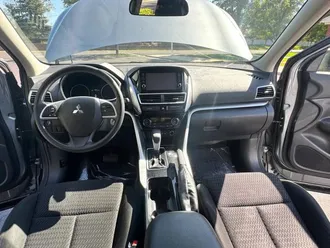 2020 Mitsubishi Eclipse Cross photo 6