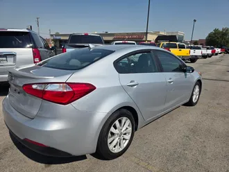 2016 Kia Forte photo 3