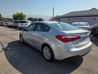 2016 Kia Forte photo 5