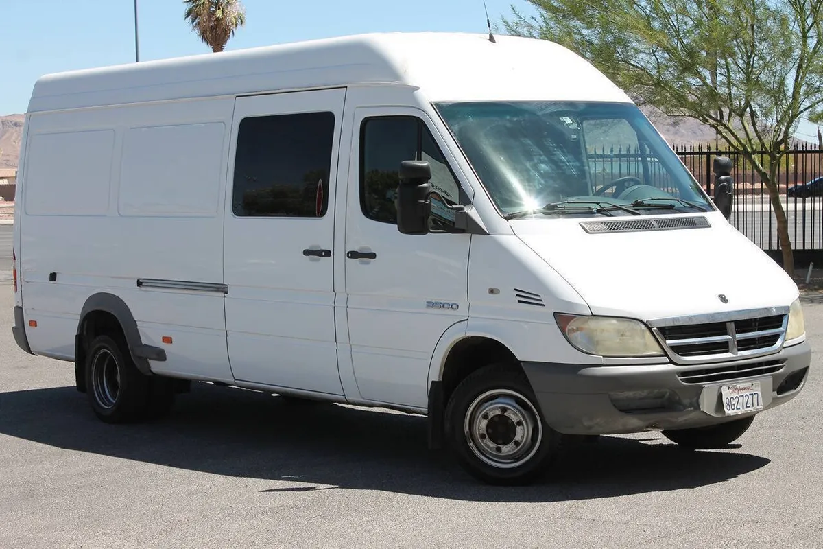 2006 Dodge Sprinter 3500 3dr 158 in. WB High Roof DRW Cargo Van