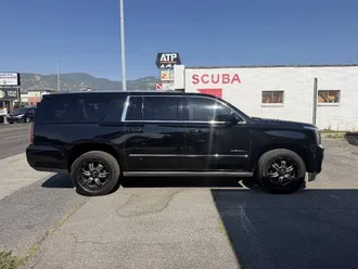 2015 GMC Yukon XL photo 4