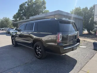 2015 GMC Yukon XL photo 5
