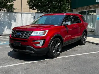 2017 Ford Explorer XLT photo 3