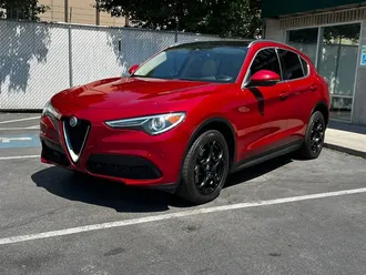 2018 Alfa Romeo Stelvio Ti Lusso photo 3