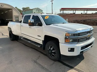 2015 Chevrolet Silverado 3500 High Country photo 2
