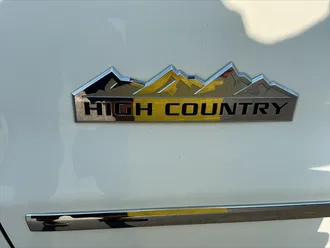 2015 Chevrolet Silverado 3500 High Country photo 5