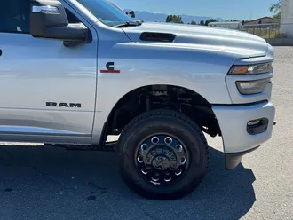 2027 Ram 3500 photo 3