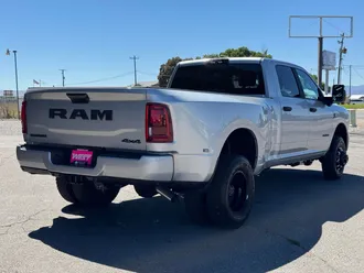 2027 Ram 3500 photo 6