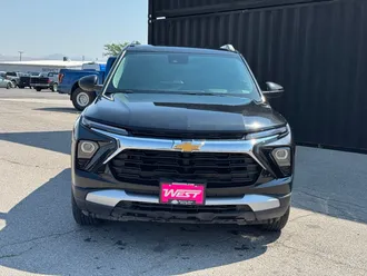 2026 Chevrolet TrailBlazer photo 2