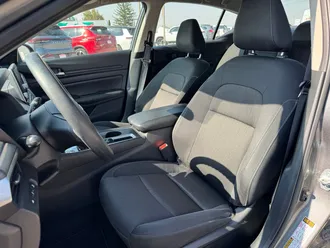 2025 Nissan Altima photo 6