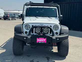 2016 Jeep Wrangler photo 2
