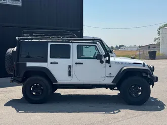 2016 Jeep Wrangler photo 3