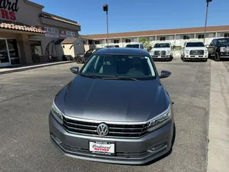 2017 Volkswagen Passat photo 4