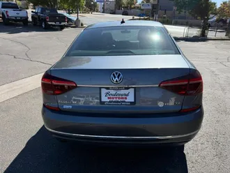 2017 Volkswagen Passat photo 6