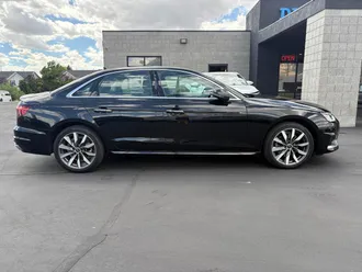 2023 Audi A4 Sedan photo 4