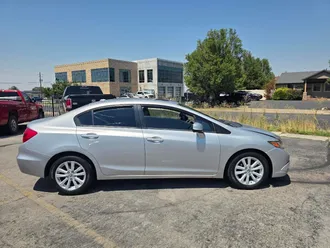 2012 Honda Civic Sdn photo 3