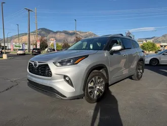 2022 Toyota Highlander photo 4