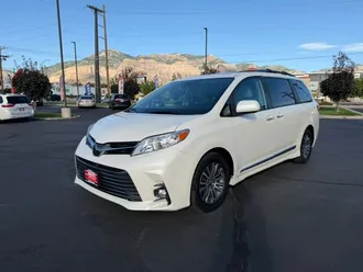 2020 Toyota Sienna photo 4