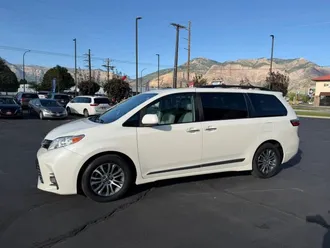 2020 Toyota Sienna photo 5