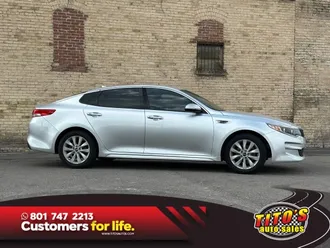 2017 Kia Optima photo 3