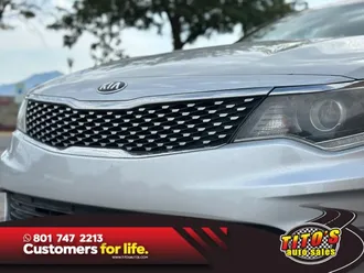 2017 Kia Optima photo 4