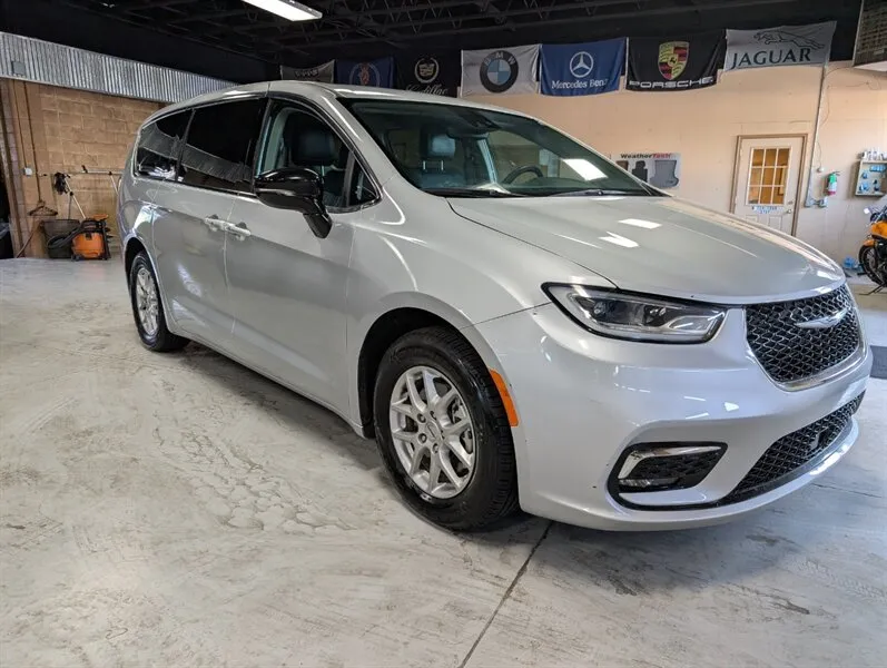 2024 Chrysler Pacifica Touring L Touring L