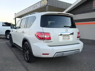 2017 Nissan Armada photo 3